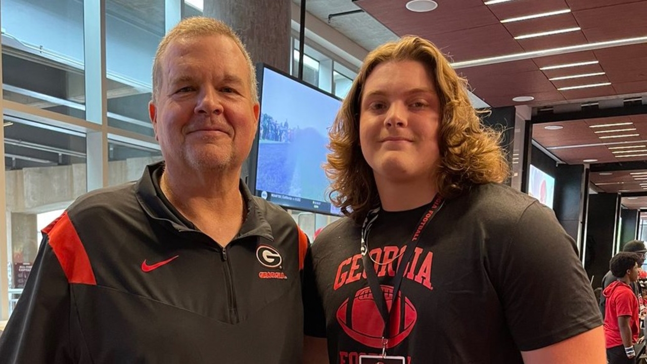 Top 2025 Targets Impressed With Bulldog Victory Dawg Post