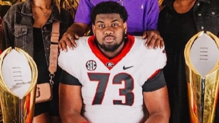 BREAKING: Massive OL Juan Gaston Jr. Commits To Georgia Over Tennessee