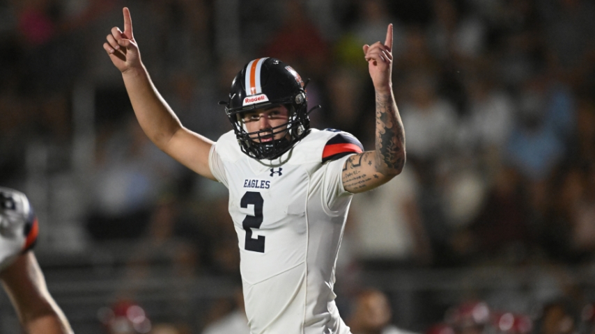 5-star UGA Football QB Commit Dominates In Four Touchdown Performance